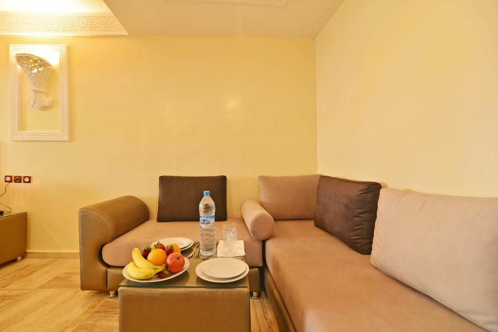 Hotel Blue Sky Fez Exterior foto