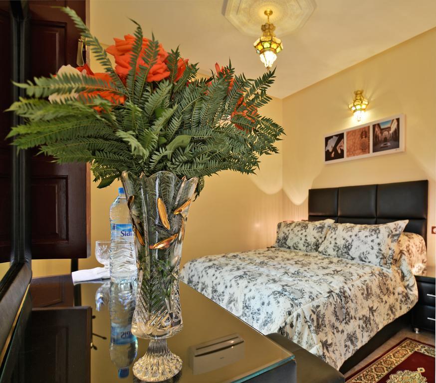 Hotel Blue Sky Fez Exterior foto