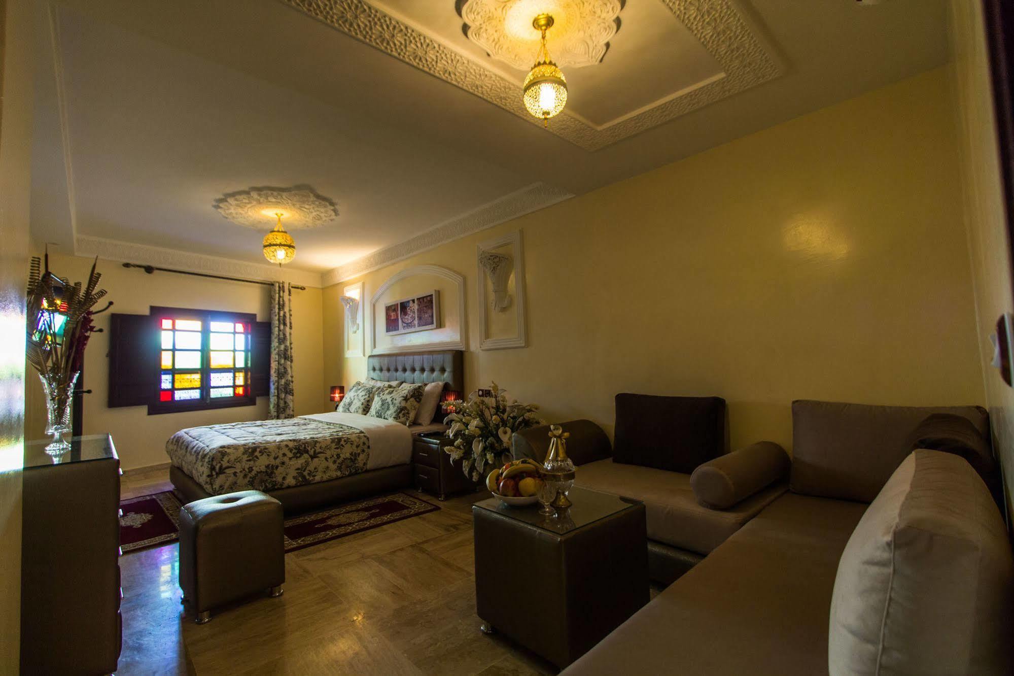 Hotel Blue Sky Fez Exterior foto